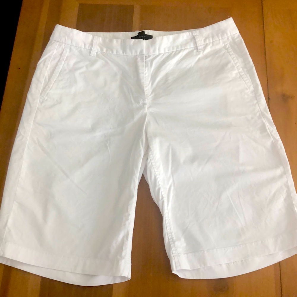 J Crew Bermuda shorts in white. Never worn, no tags. Great condition.